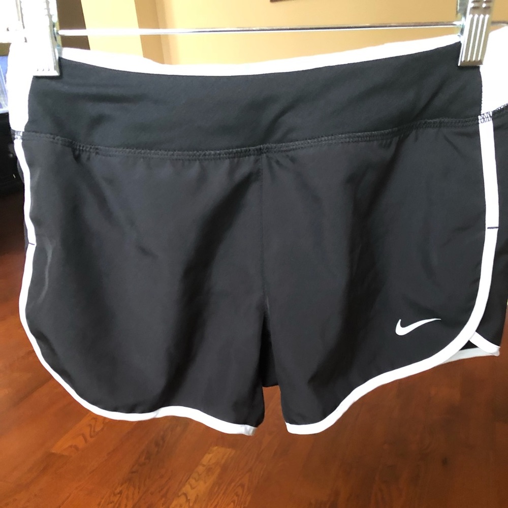 black nike running shorts